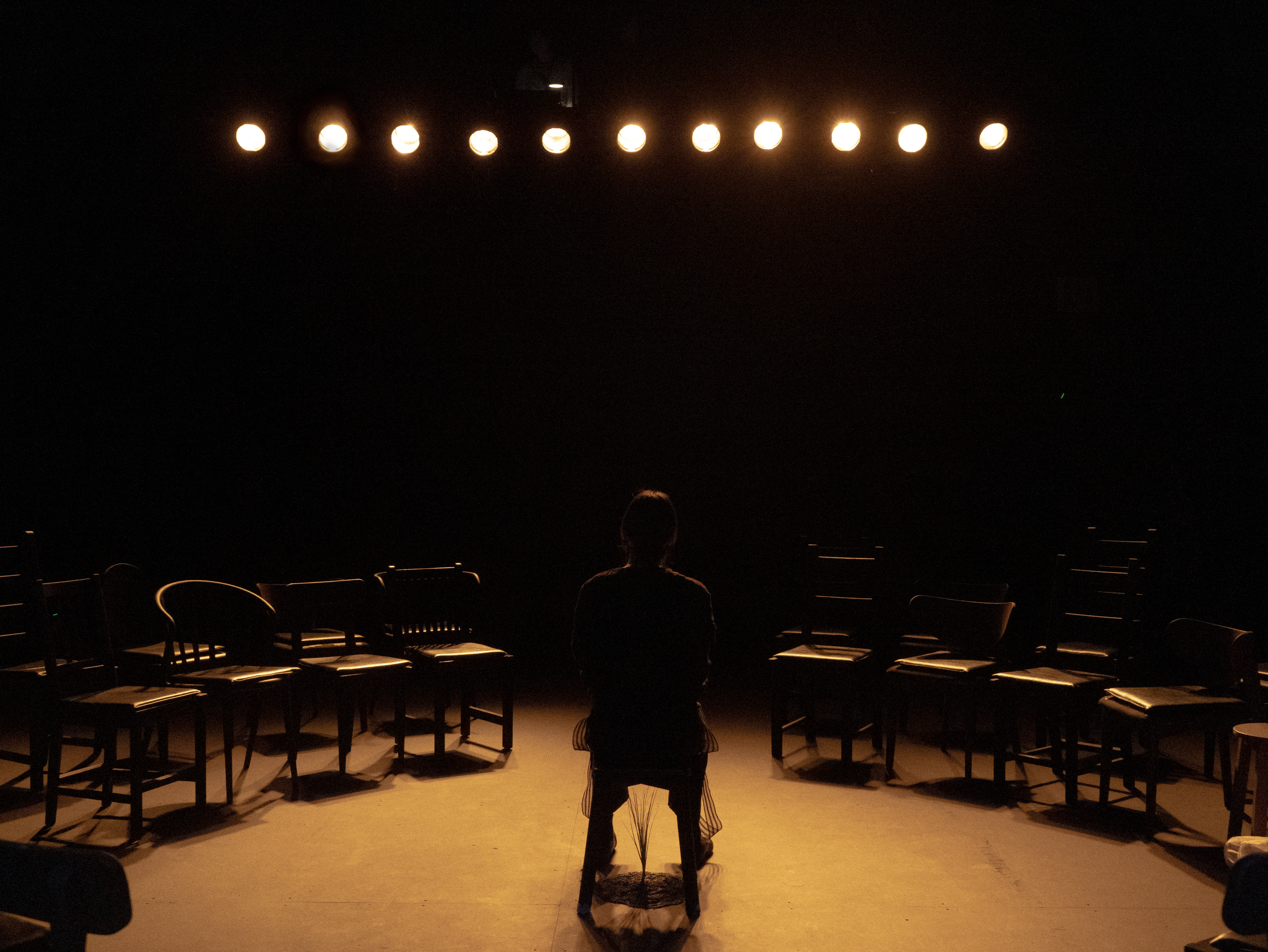 Sopro — stage with prompter's chair and empty seats